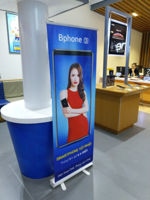 chân standee cuốn