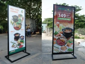 chân standee khung sắt