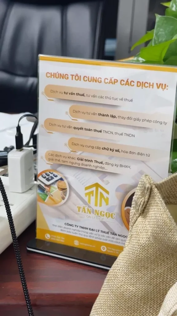 menu mica để bàn